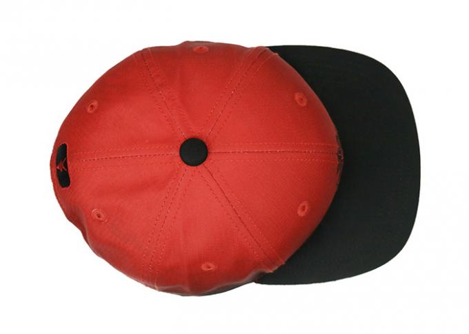 에이스 도매는 편평한 테두리 모자 빨간 음색 자수 차가운 남성을 주문을 받아서 만듭니다