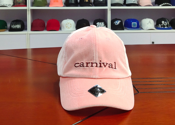 자수 로고/곡선 빌 모자를 가진 우단 직물 분홍색 6 패널 야구 모자