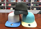 수를 놓는 편평한 빌 6 패널 Mens 편평한 테두리 Snapback 모자 3D 자수 주문 로고