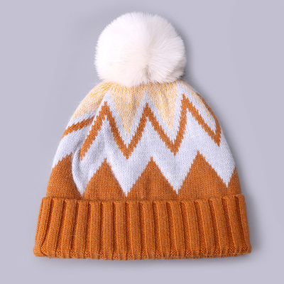 맞춤형 embroidered beanies 겨울 넥타이 스트라이프 무늬 따뜻한 부드러운 Pompom 파프 인쇄 Beanie 제조업체