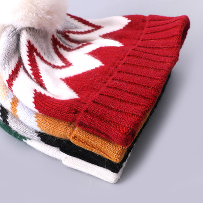 맞춤형 embroidered beanies 겨울 넥타이 스트라이프 무늬 따뜻한 부드러운 Pompom 파프 인쇄 Beanie 제조업체